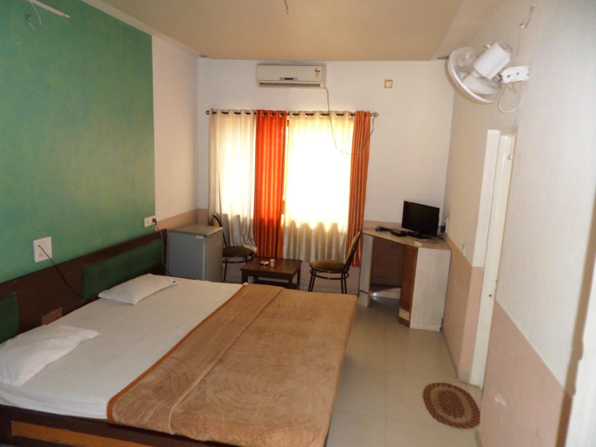 Hotel Ayodhya Nášik Exteriér fotografie