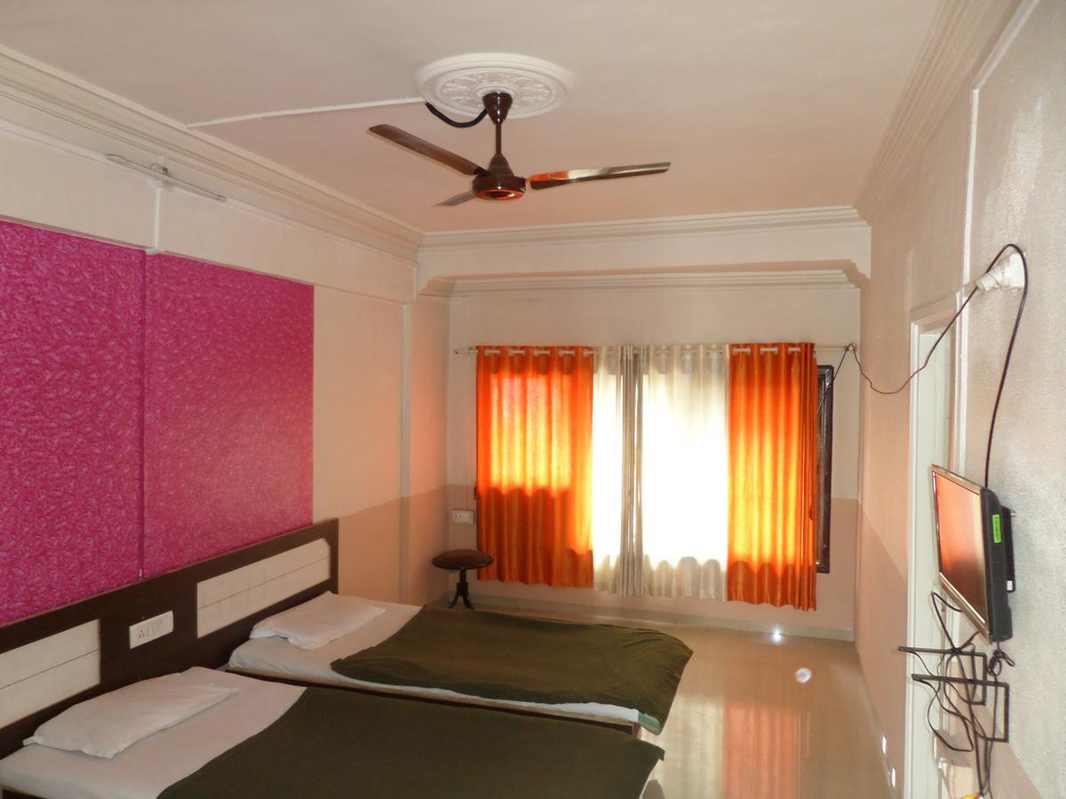 Hotel Ayodhya Nášik Exteriér fotografie